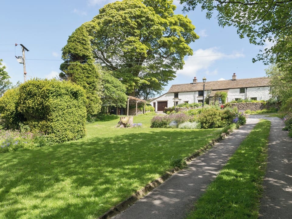 Garden | Oxlow End Cottage, Peak Forest, nr. Buxton