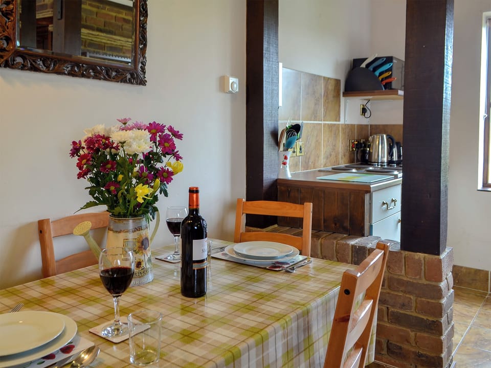 Kitchen and dining area | Apple Cottage - Lower Marley Farm, Sedlescombe, near Battle