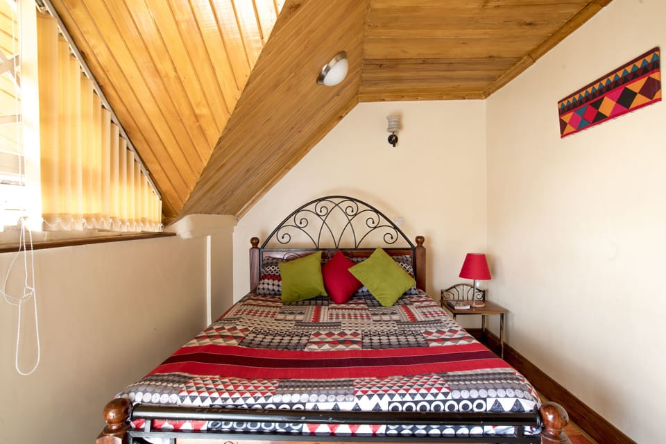 Apartment, 1 Double Bed, Non Smoking | Premium bedding, in-room safe, desk, iron/ironing board