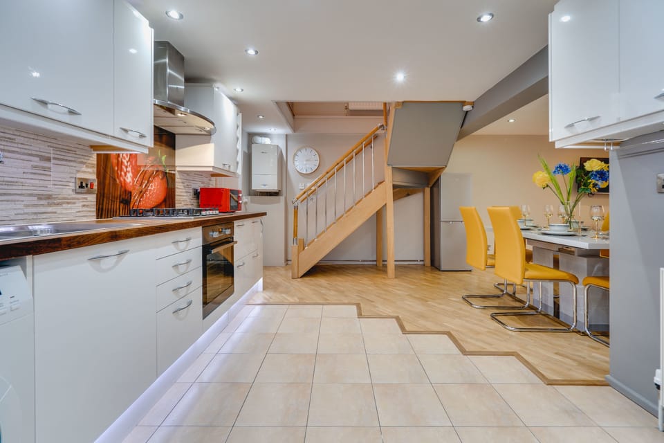 Apartment, 2 Bedrooms | Interior entrance