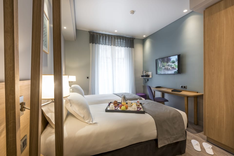 In-room safe, desk, laptop workspace, blackout drapes