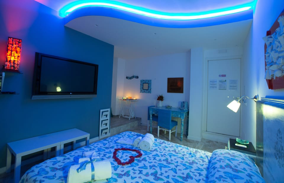 Superior Double or Twin Room, 1 Queen Bed, Non Smoking, City View | Memory foam beds, individually decorated, individually furnished, desk