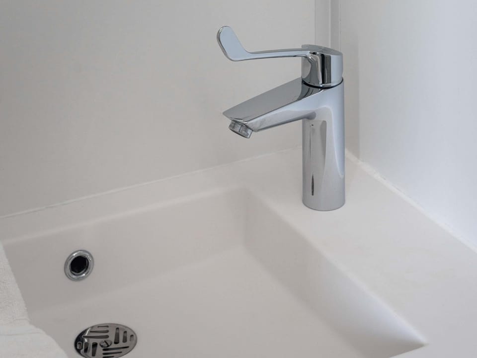 Triple Room, Multiple Beds | Desk, soundproofing, free cribs/infant beds, free WiFi