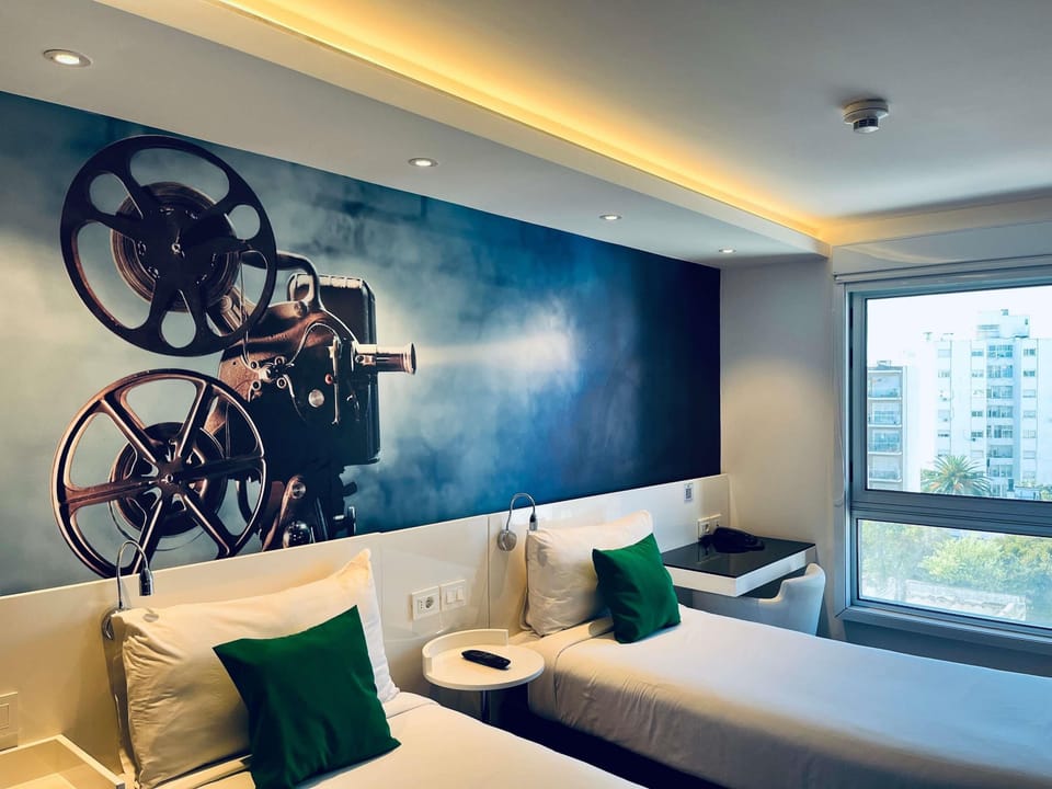 Standard Room, 2 Twin Beds | Minibar, in-room safe, desk, blackout drapes