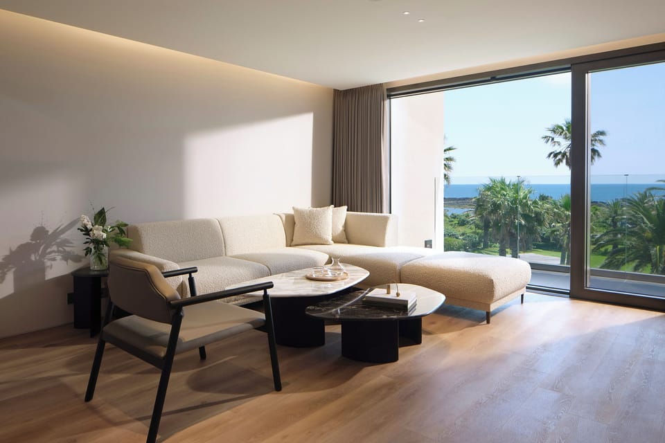 Resort Grand Suite Ocean View, 1 Bedroom, 1 Ondol room | Premium bedding, in-room safe, desk, blackout drapes