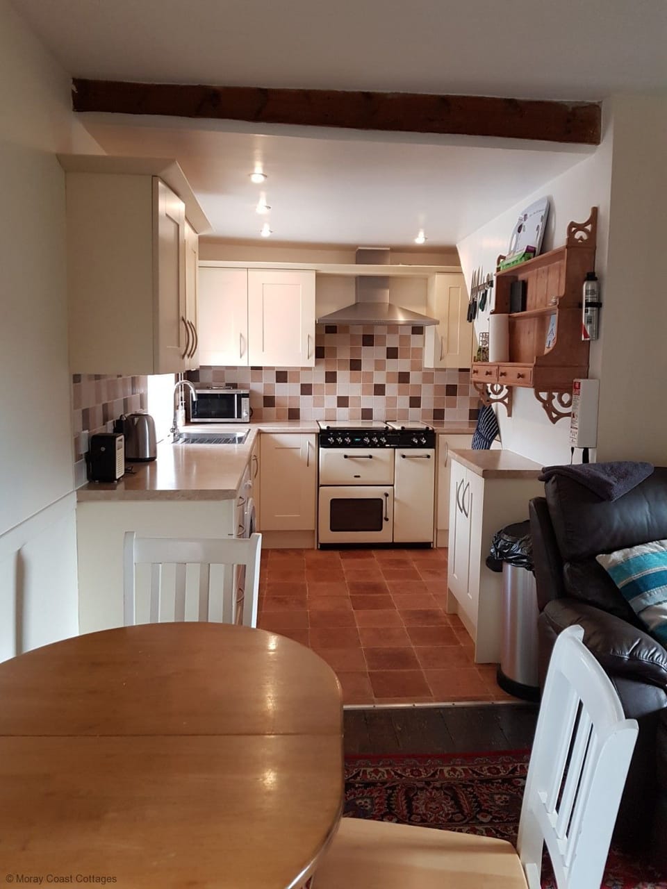 6 Seatown kitchen
