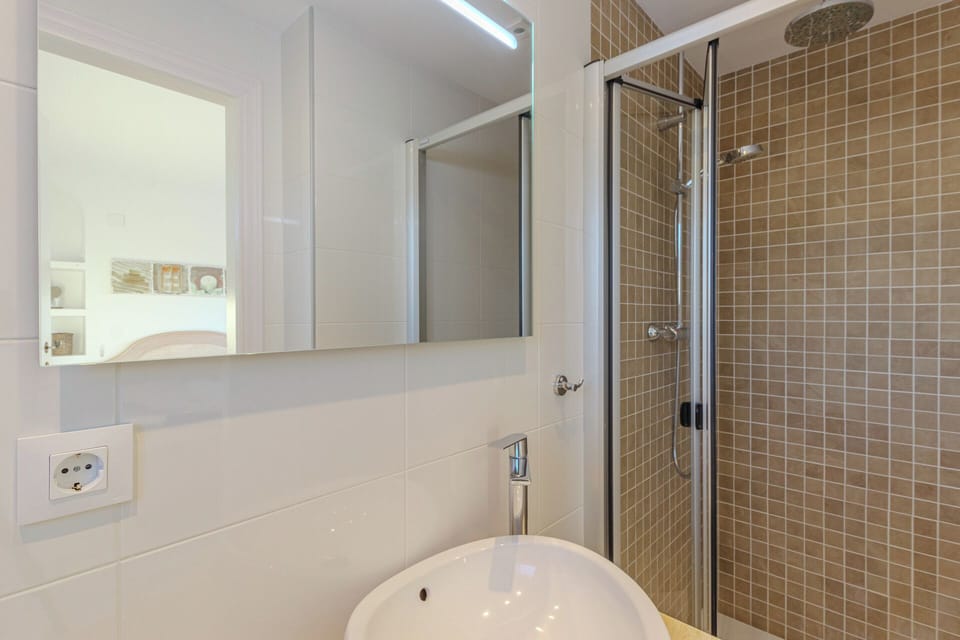Bathroom top floor