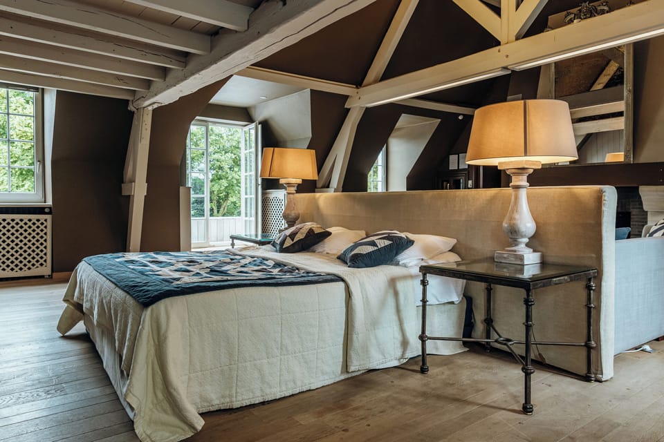 Suite | In-room safe, individually decorated, desk, cribs/infant beds