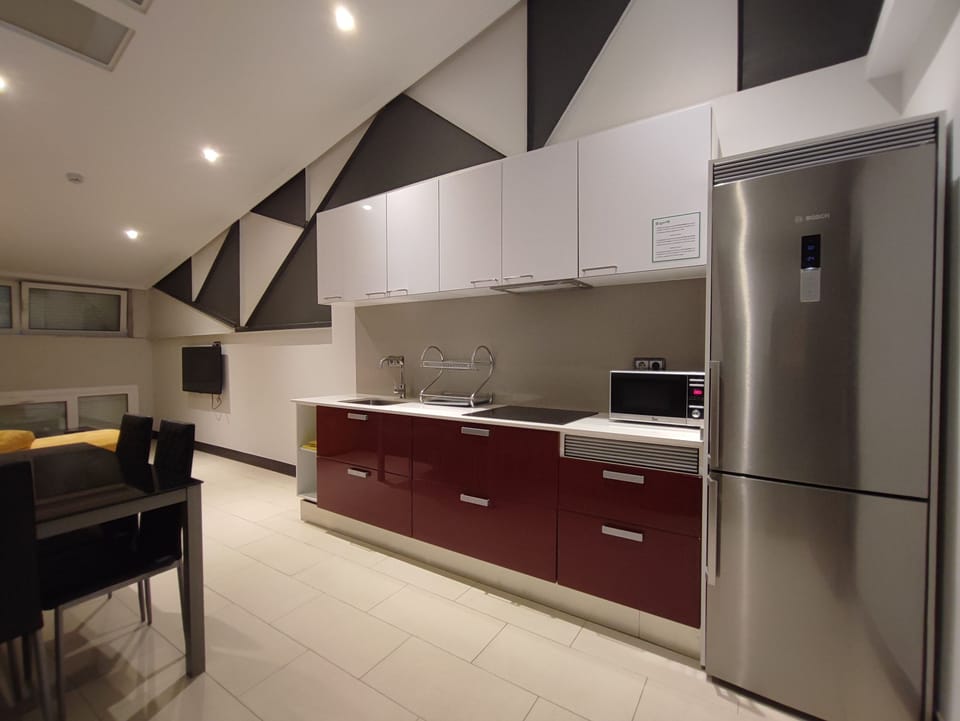 Family Apartment, 1 Queen Bed with Sofa bed, Kitchen | Private kitchen | Microwave