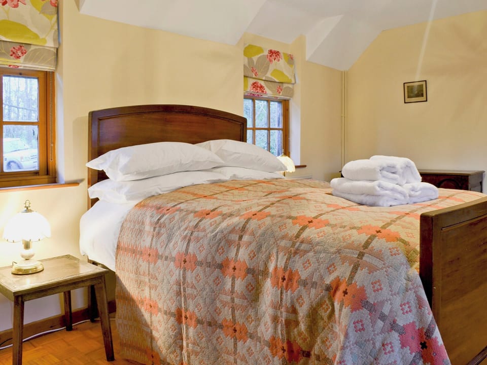 Double bedroom | Cae Ocyn, Llangaffo, Anglesey