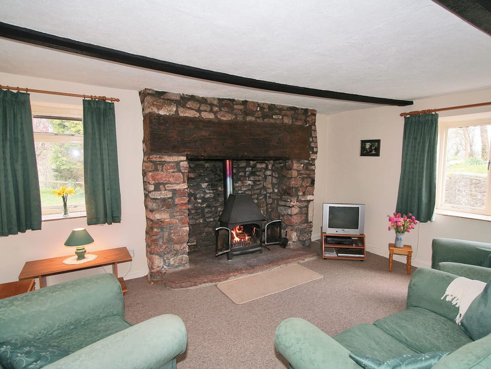 Maxmills Cottage sitting room | Maxmills Cottage, Winscombe