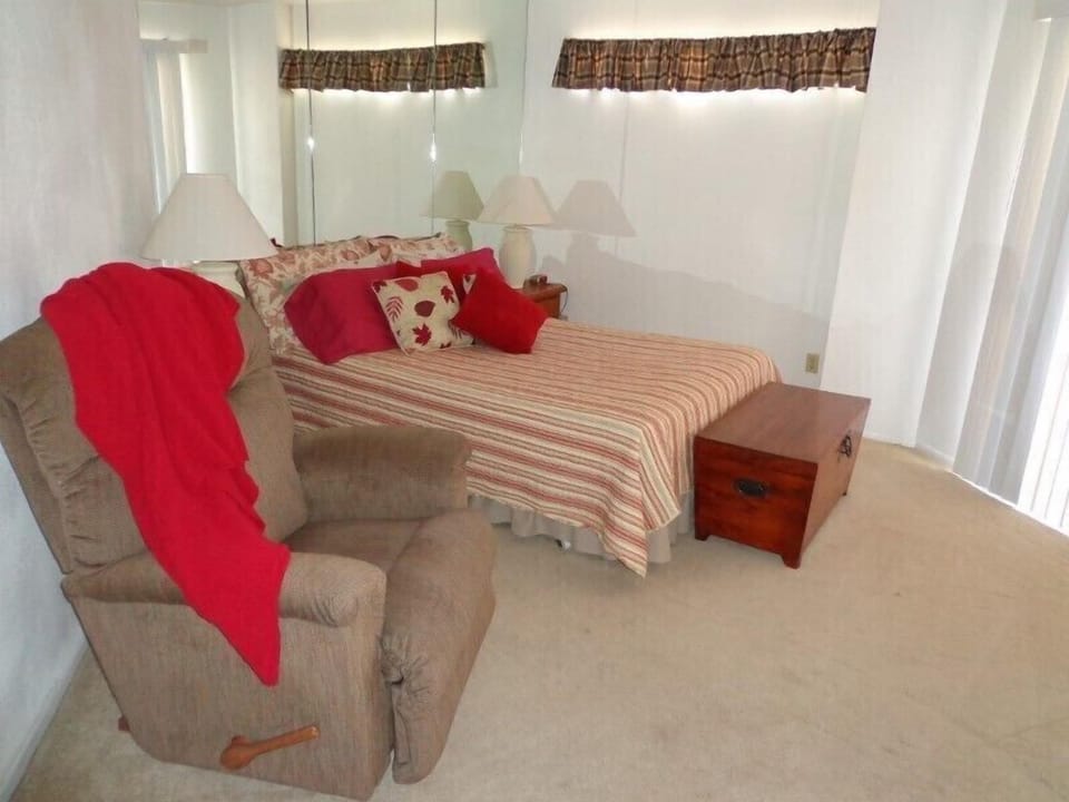 Master bedroom with patio doors opening to the east
