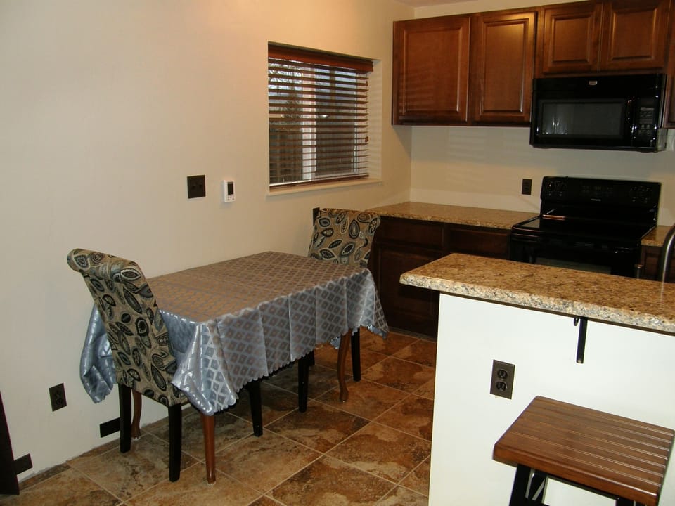 breakfast bar and dining table.