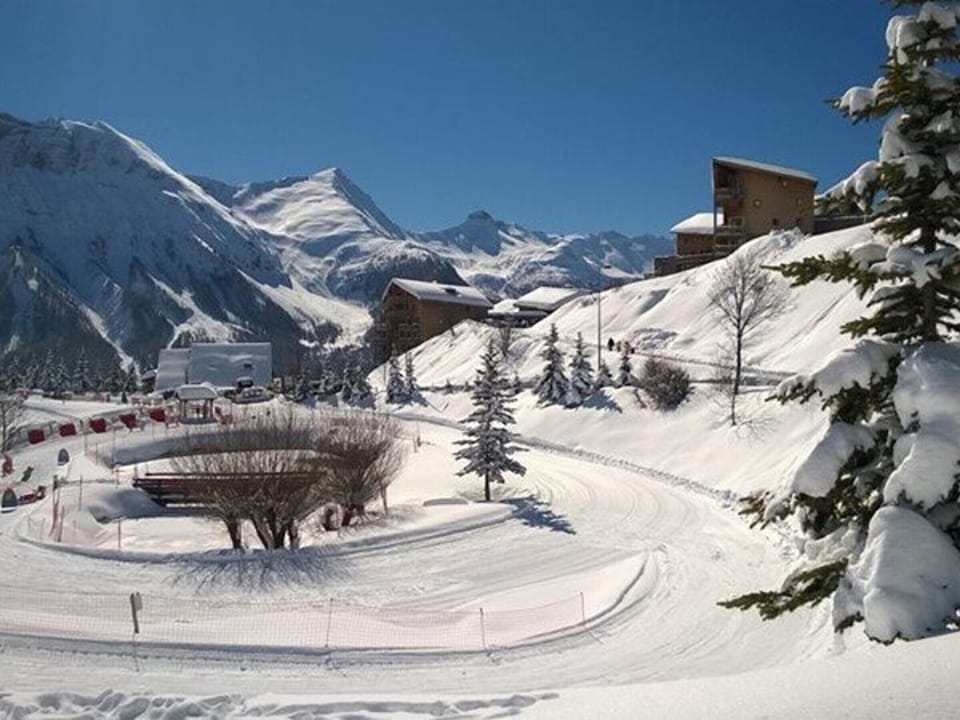 Snow and ski sports
