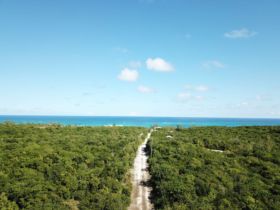 Lotus Lane Ocean View Cottage Cottage in North Eleuthera