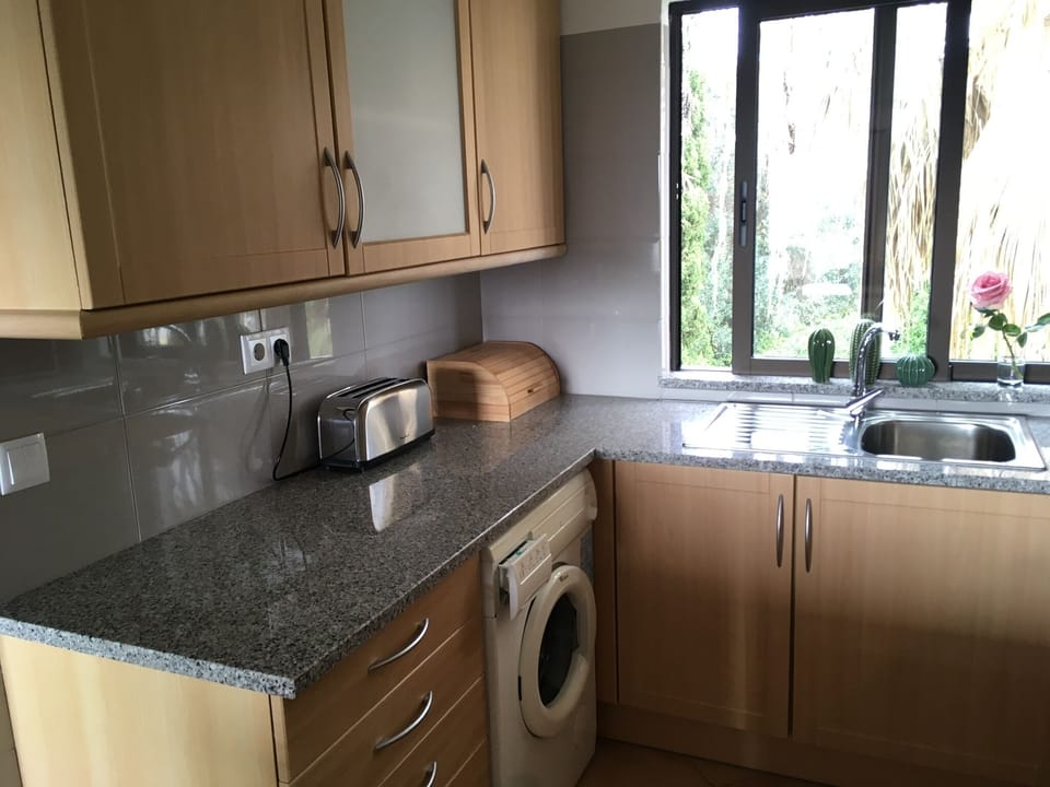 Also including toaster, washing machine, kettle and many utensils