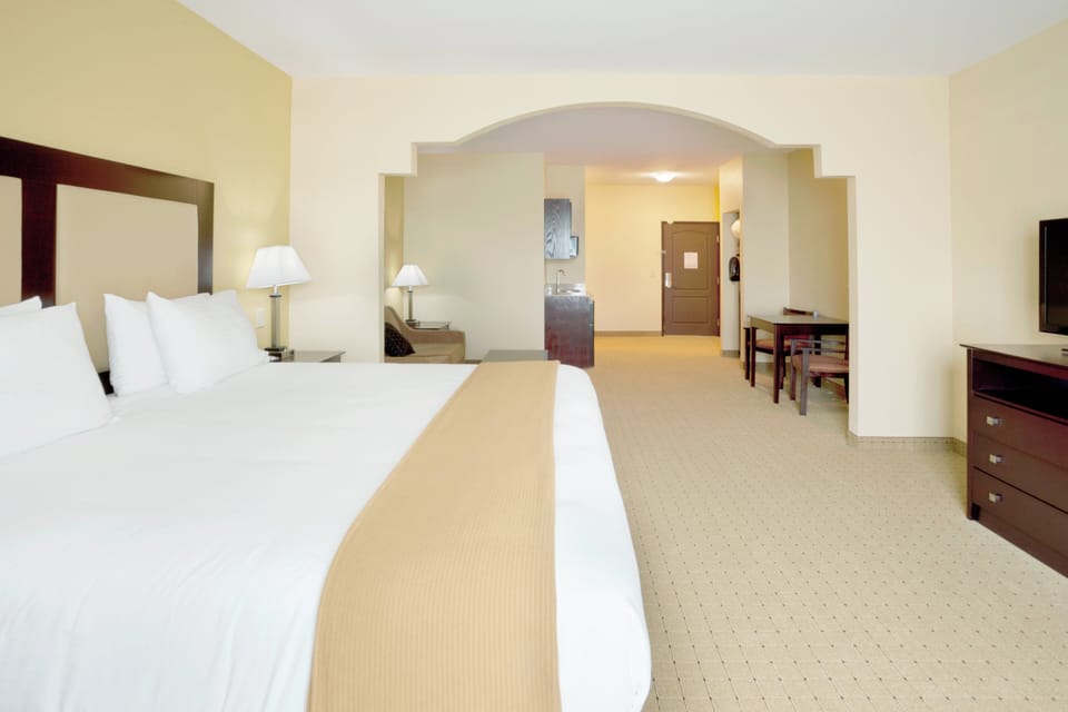 In-room safe, desk, iron/ironing board, cribs (free)