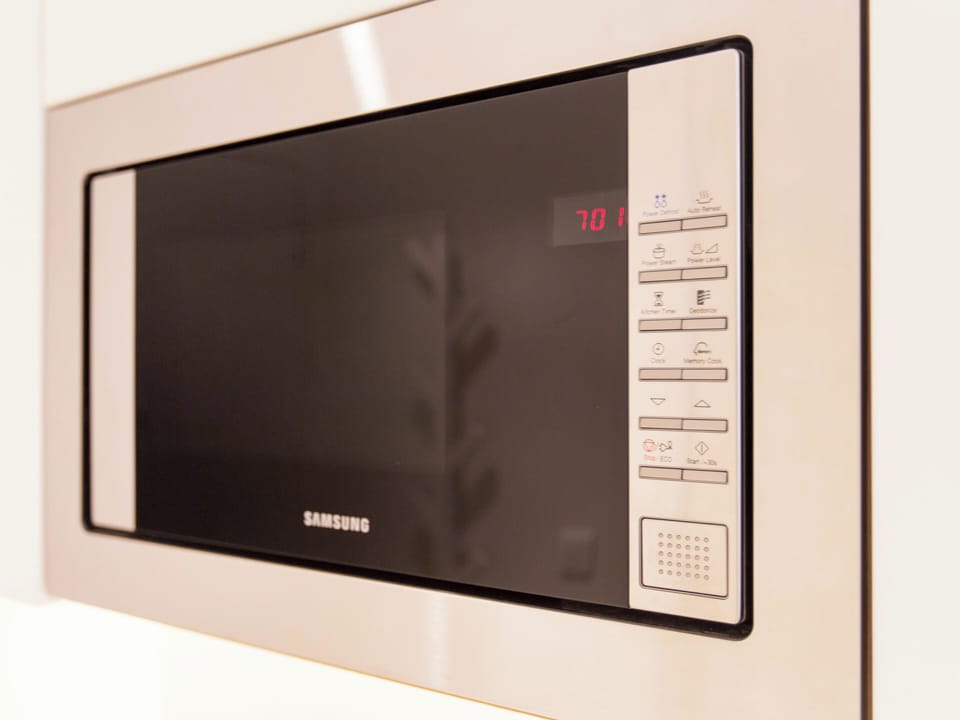 Microwave