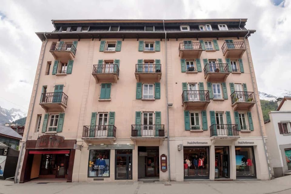 Iconic Building in centre of Chamonix 