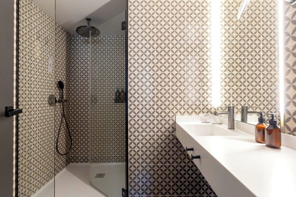Superior Double Room, 1 Queen Bed, City View | Bathroom | Shower, designer toiletries, hair dryer, bathrobes