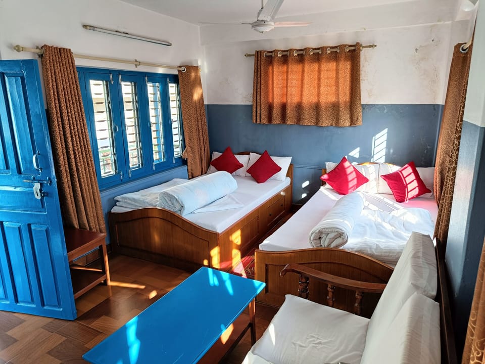 Family Quadruple Room | Soundproofing, free WiFi, bed sheets