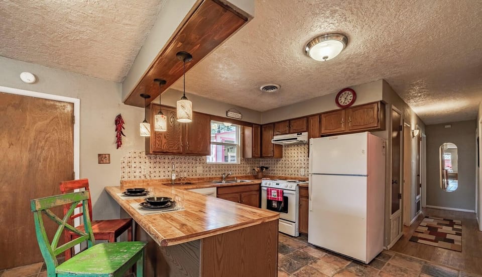 Fully stocked kitchen