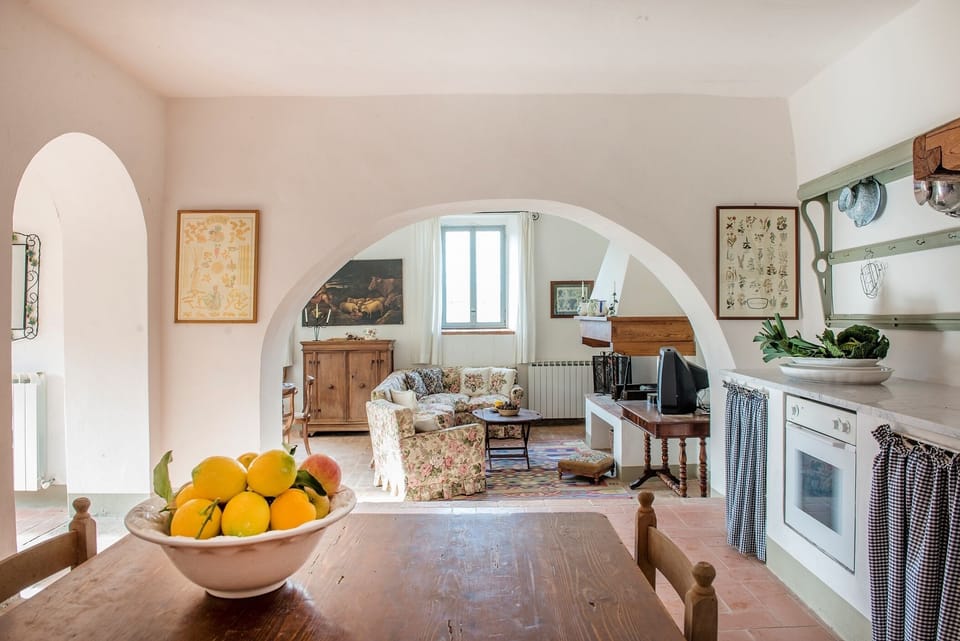 kitchen and lounge