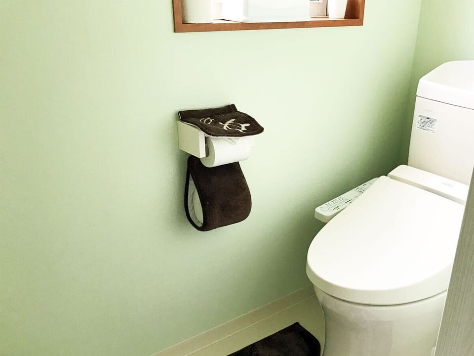 Basic Twin Room, Shared Bathroom | Bathroom | Free toiletries, hair dryer, towels, soap