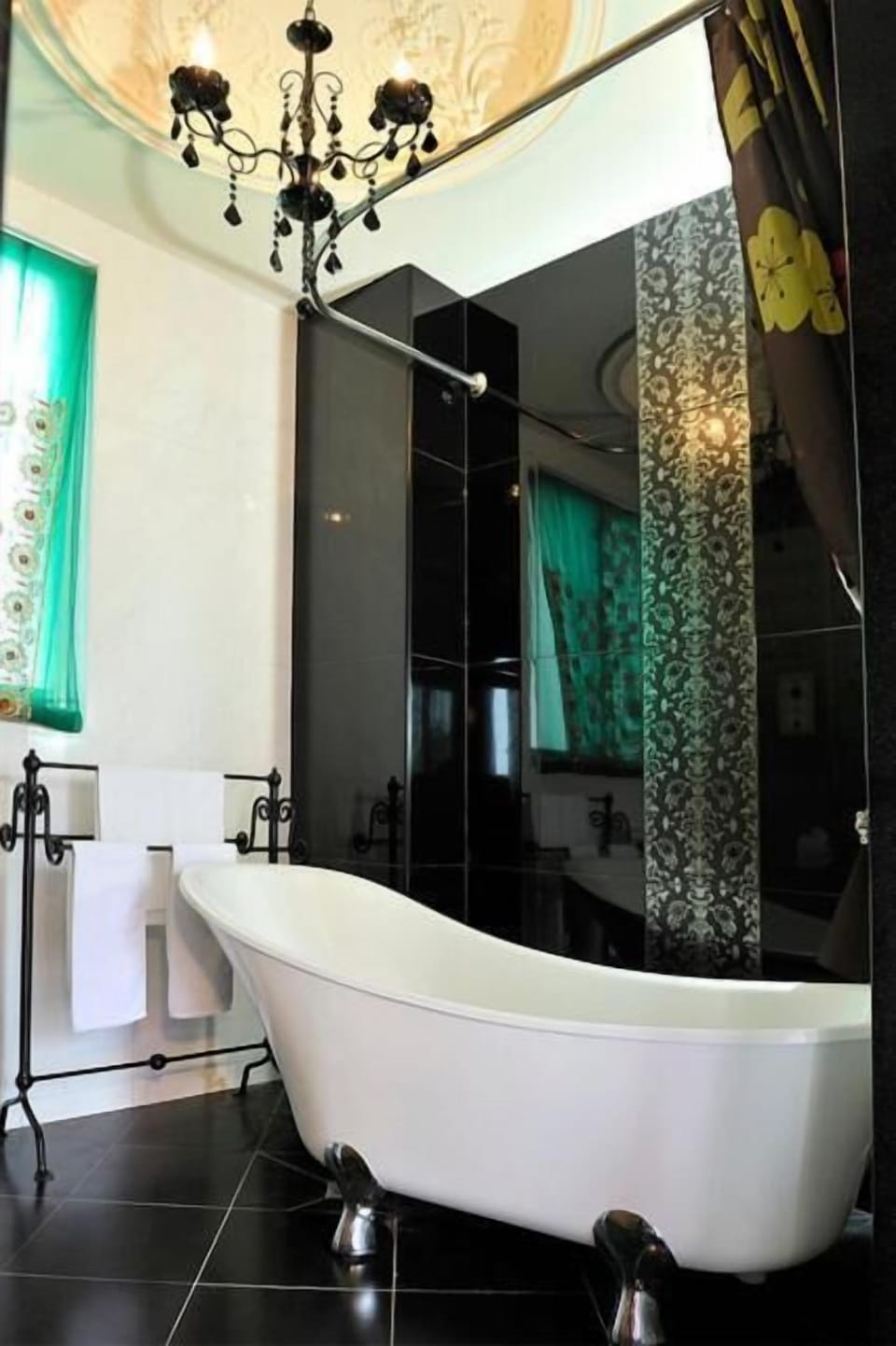 Free toiletries, hair dryer, slippers, bidet