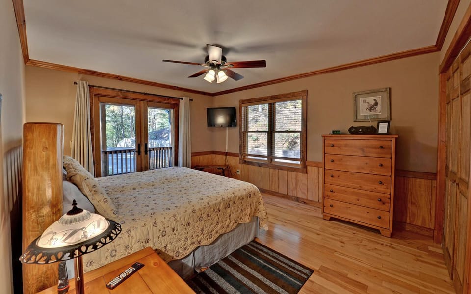 King bed & deck access in main level Master Suite
