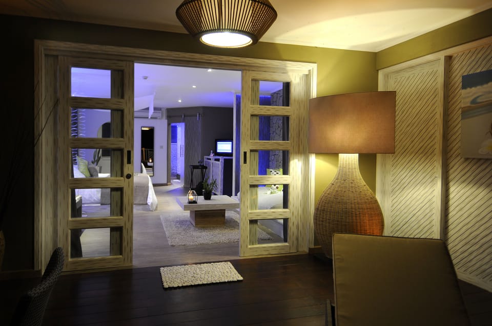 Minibar, in-room safe, desk, blackout drapes