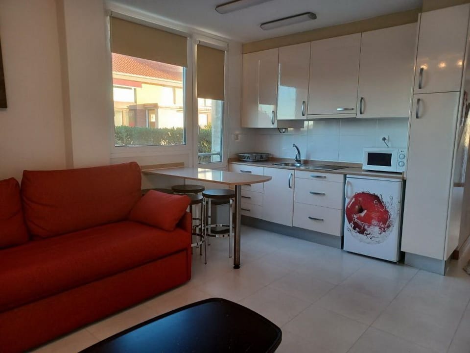 Apartment, Ensuite | Shared kitchen