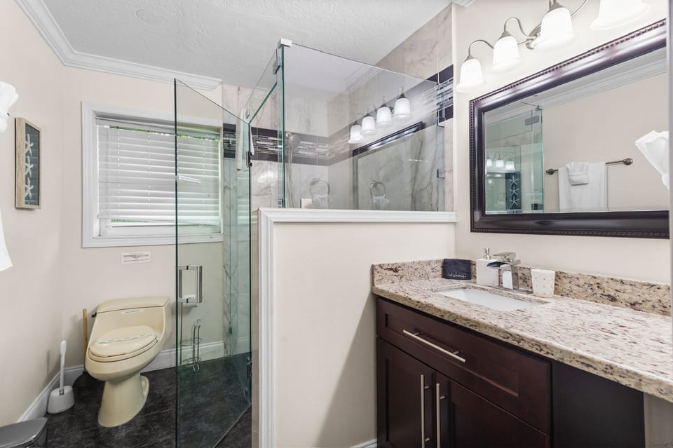 Master Bathroom #1
