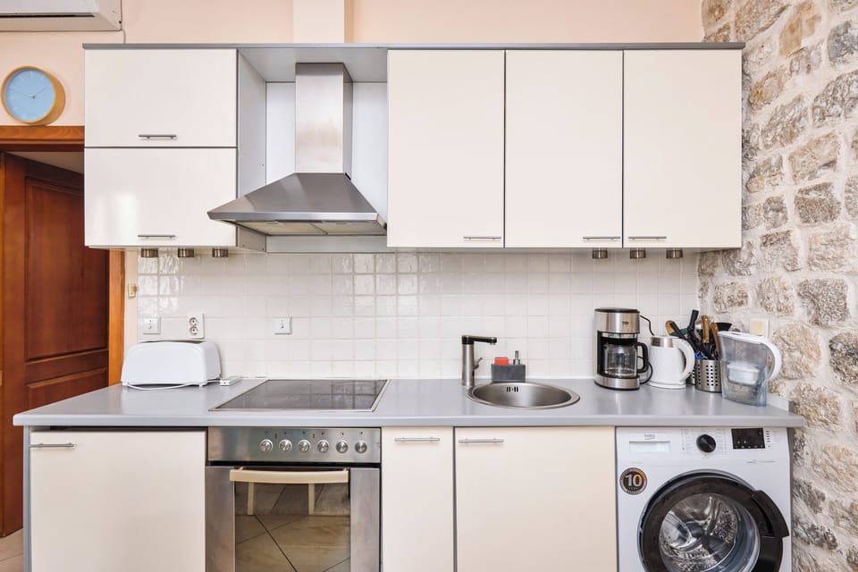 Located in Kotor Old Town 1 bedroom, fully furnished, top internet & location