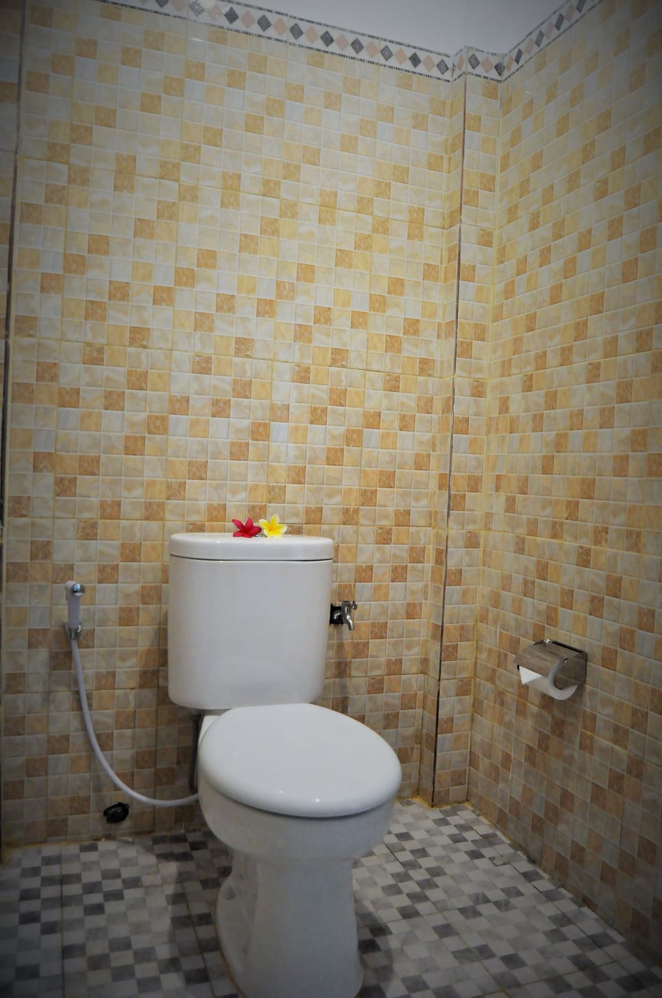 Deluxe Bungalow, 1 Double Bed, Pool View | Bathroom | Shower, free toiletries, bidet, towels