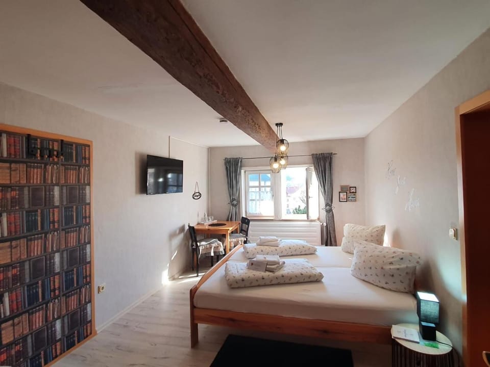 Desk, free cribs/infant beds, free WiFi, bed sheets