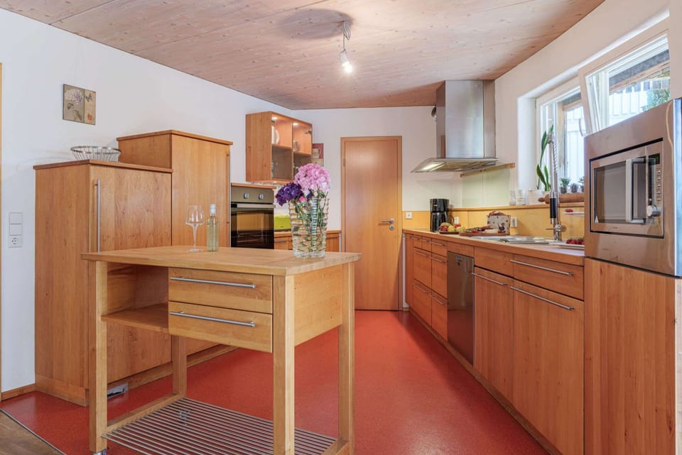 Vacation Home Dornstetten - Modern Kitchen