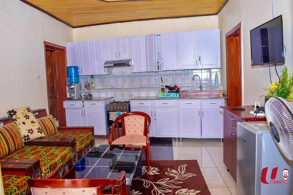 Standard Room, 1 Bedroom | Private kitchen
