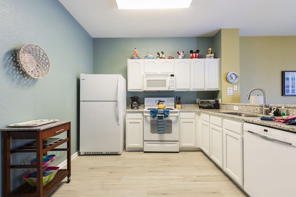 The kitchen is fully stocked, including kid-friendly dishes and cups!