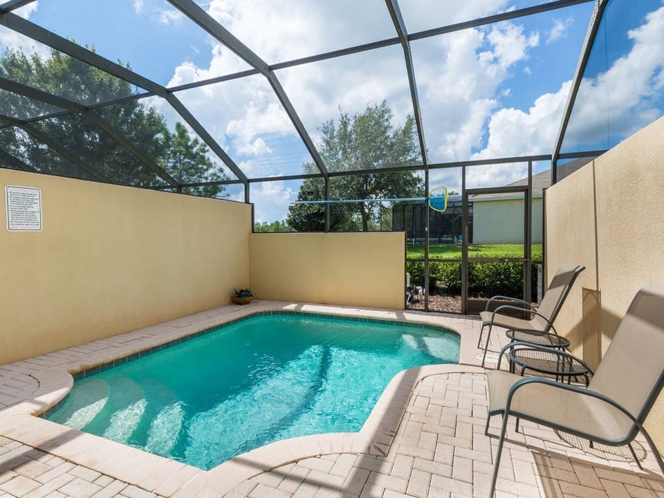 The spa pool is a great place for the kids to play while you relax nearby.