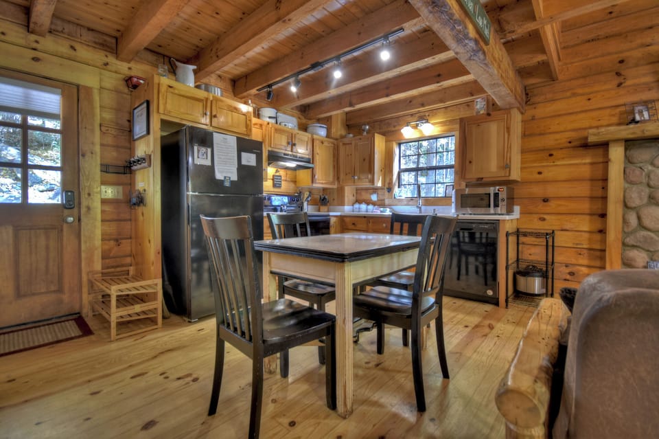Open-Floor Kitchen