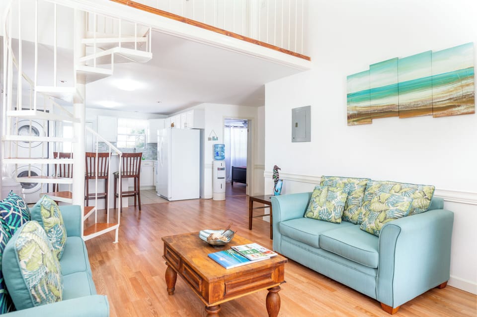 Open floor plan means that the family can be one even while cooking.