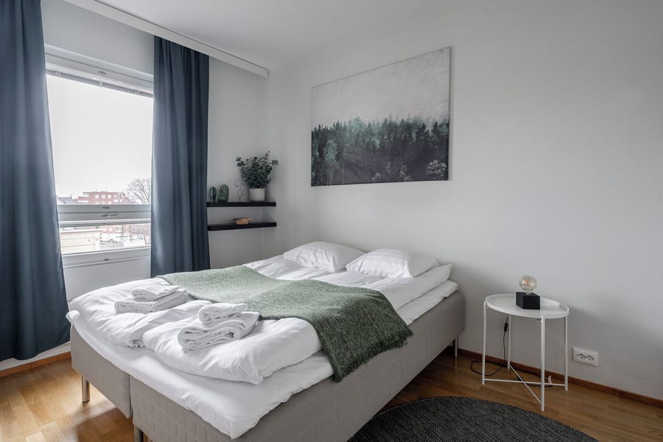 Modern 1BR Apt with Sauna, Balcony & Free Parking Apartment in Finland