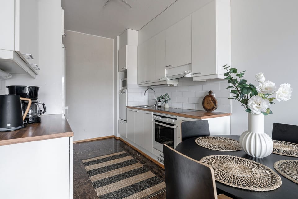 Superior Apartment, 1 Bedroom, Sauna, Lake View | Private kitchen | Full-size fridge, microwave, oven, stovetop