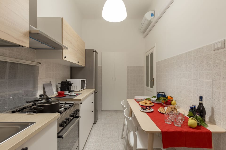 Apartment, 2 Bedrooms | In-room dining