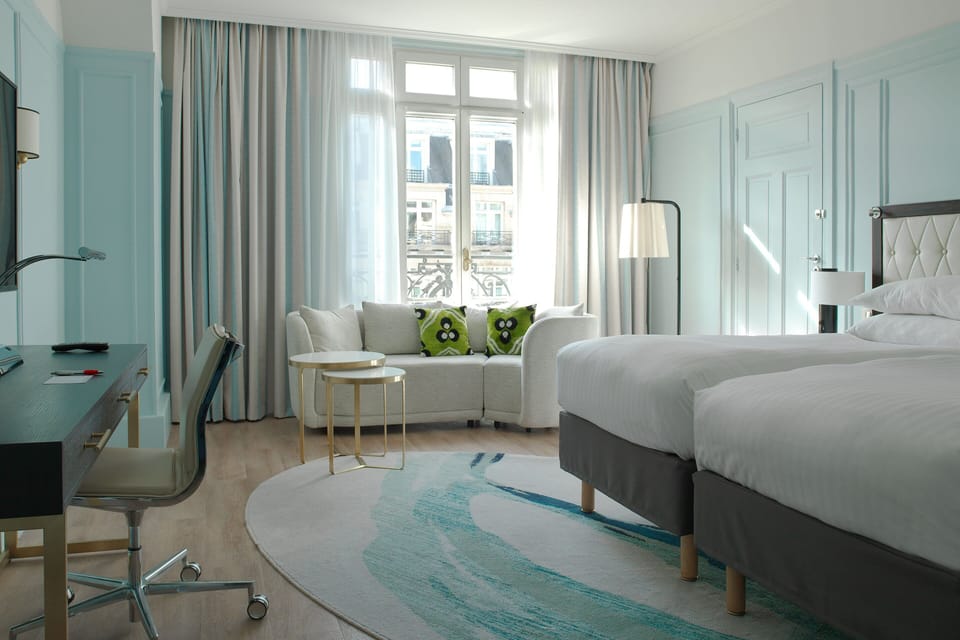 Executive Room, 2 Twin Beds | Hypo-allergenic bedding, in-room safe, desk, laptop workspace