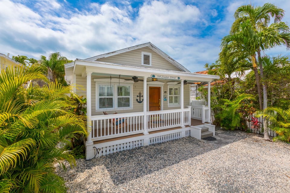 A quiet retreat just steps from Duval Street and local galleries