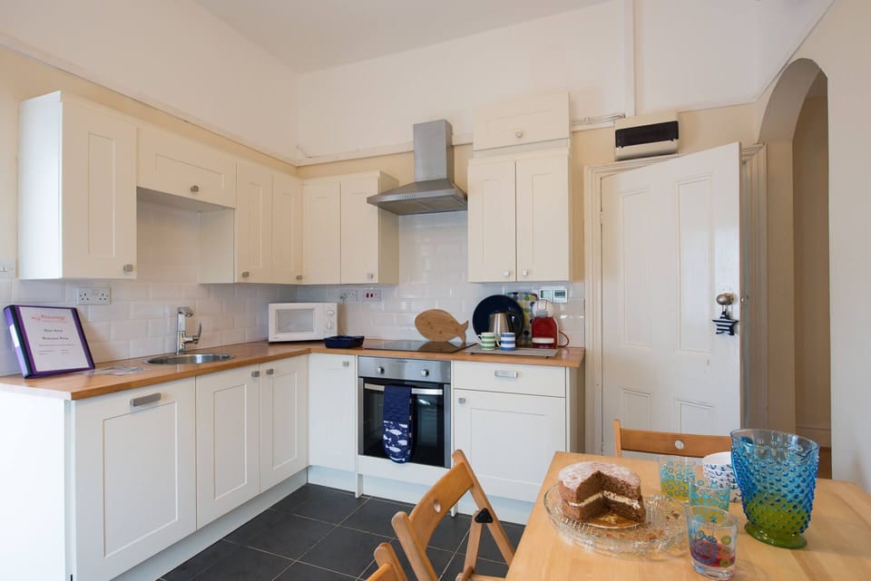 Bryn Awel Kitchen - Rhosneigr