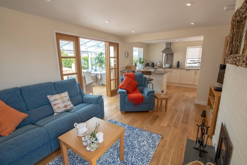 Chelford Living Room - Rhosneigr