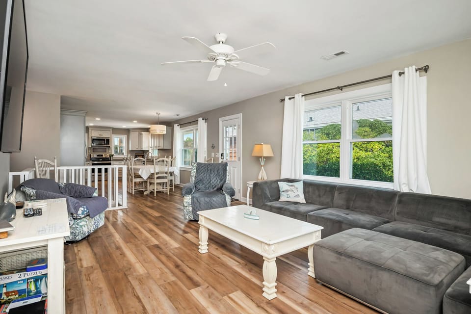 Living Area - 1st Level Southeast